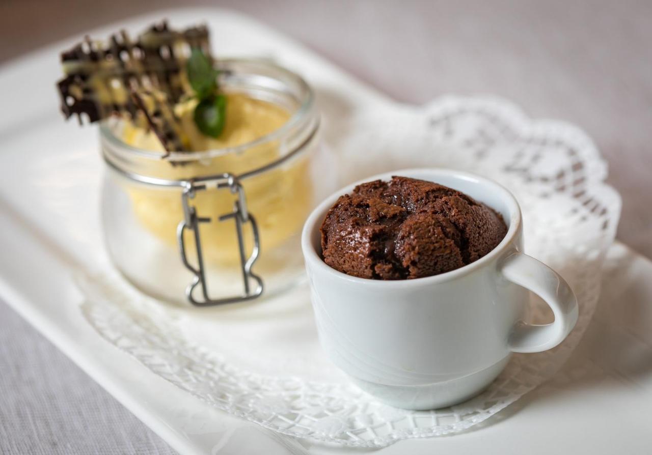 Cafe Pension Zum Jaeger Buchboden Экстерьер фото
